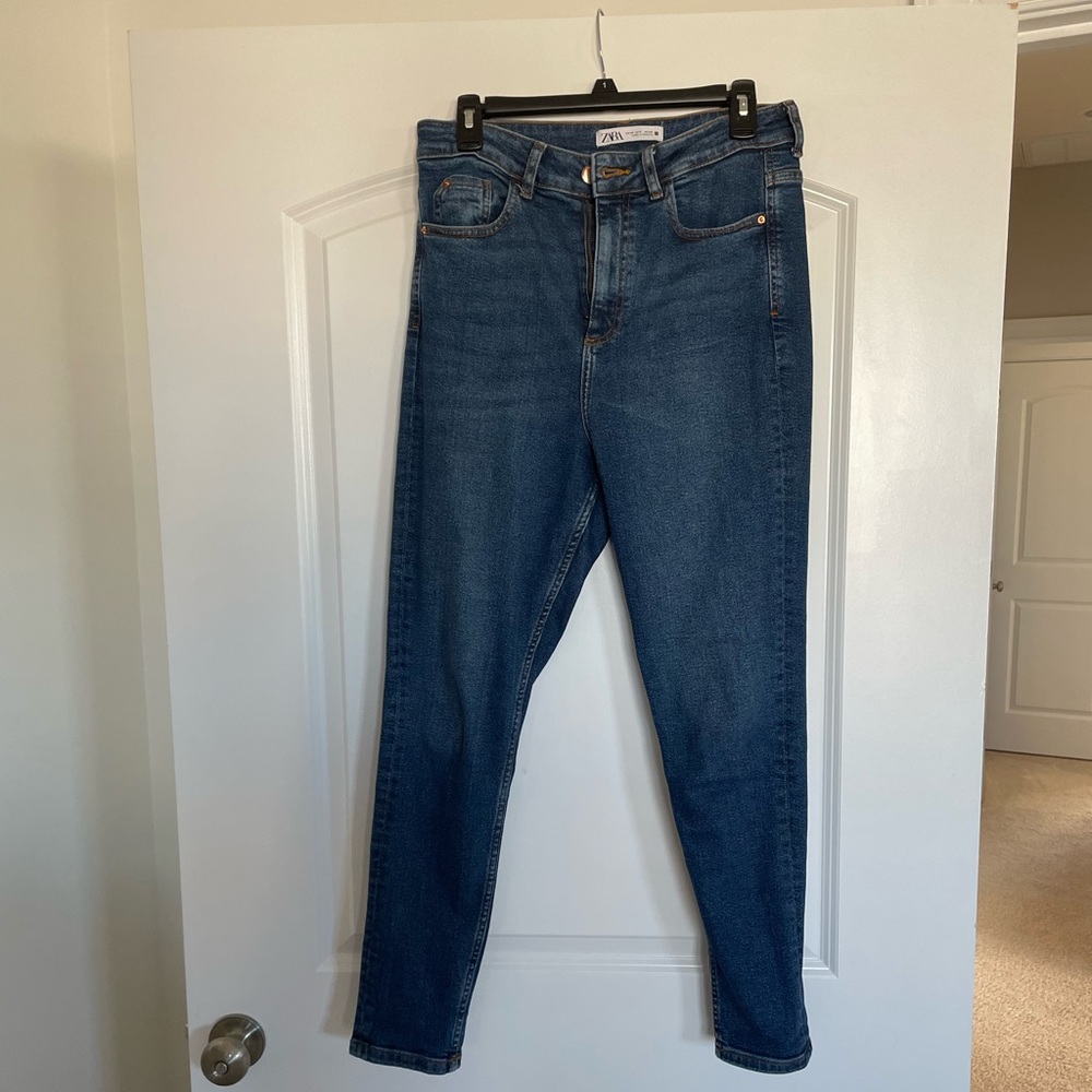 Brand new blue jeans, size 8